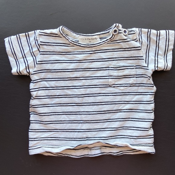 Adorable striped set - Picture 6 of 6